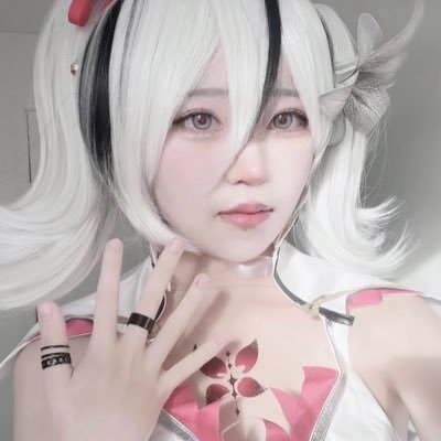 youhealedme's profile picture. baby kitty