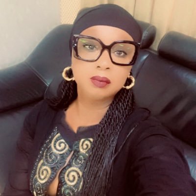 FatimaNdiathie's profile picture. La probité et la justice font la sûreté de la société. 
La bonté et la bienfaisance en font l'utilité. 
La douceur et la politesse en font l'agrément.