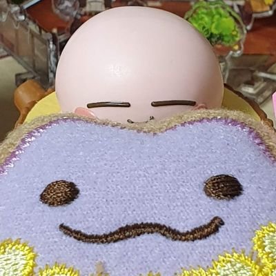 HolyEthyl's profile picture. 