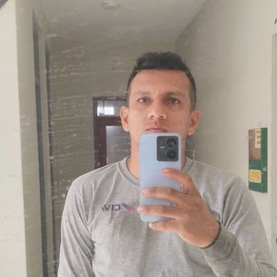 carlos_al1693's profile picture. 