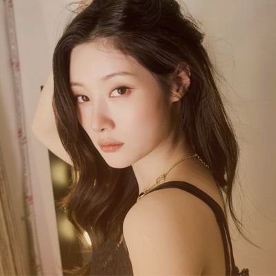 SoraiRia's profile picture. She glides like a whisper of silk, her grace gently caressing everything in her path.