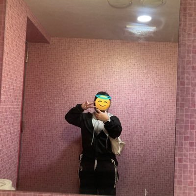 Utb1c2H's profile picture. ぬーん( ˙-˙ ) 息してるだけで偉い