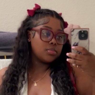 _brooksbeauty's profile picture. Cameron ❤️🫶🏽 . Instagram: brooks_beauty snap:brooks_beauty