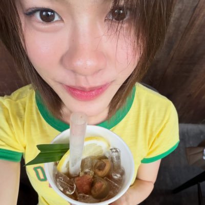 heartbluux's profile picture. 