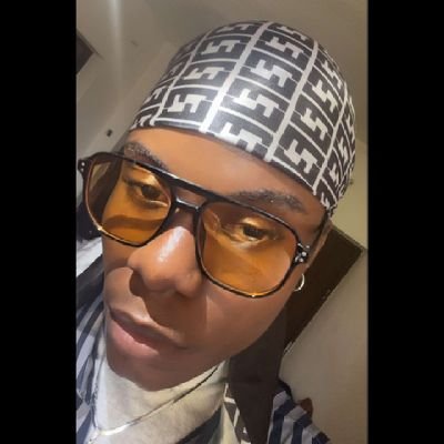 Nelsontopper1's profile picture. | MODEL | | BeninXUrhobo boy | OAU | SHSN OAU Assistant General Secretary 2023/2024 | Honorable member @greatife_su