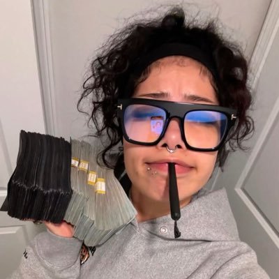 playboyderrick's profile picture. fight club