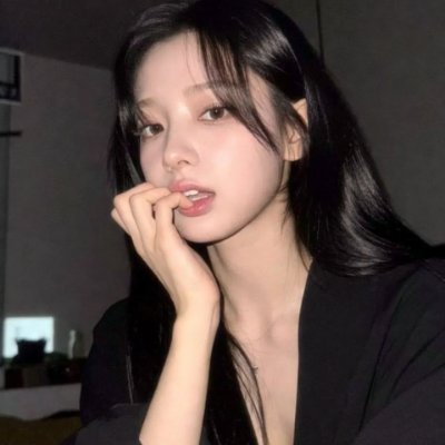 subHateback_'s profile picture. PFP is not me
I'm not AI 😂