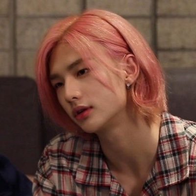minchanzuda's profile picture. felix’s girlfriend.