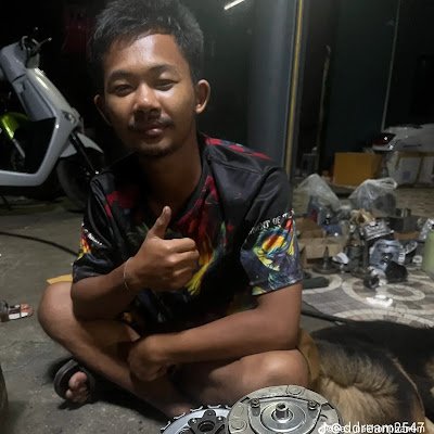 bunprakon54172's profile picture. 