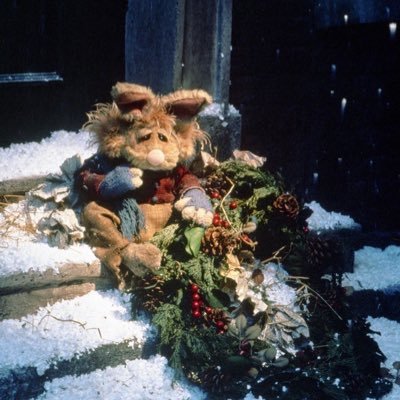 dyketorsantos's profile picture. i go to bat for all yuri in the pitt so i never lose ! : cr: feast while you can : horror adjacent : 16/22 : horrortwt and tlwtwt.