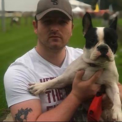 LensoisMerengue's profile picture. #RCLens #RealMadrid ,F1 #Ferrari, MotoGP #Quartararo #Zarco,NBA 1 #Celtics 2 #Spurs 3 #Bulls #Wemby #Frenchies|pc🎮 #FM #Sorare|Passion Histoire|#CardsAddict🏀