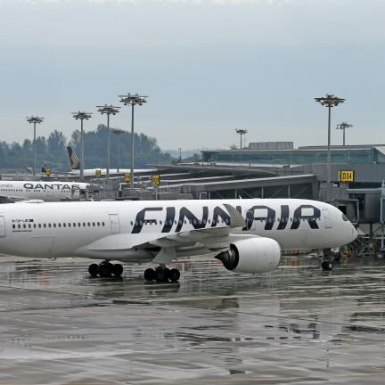 AlvaroFinVe's profile picture. Just a cringe nerd who likes astronomy, aviation and music. 🇻🇪🇫🇮