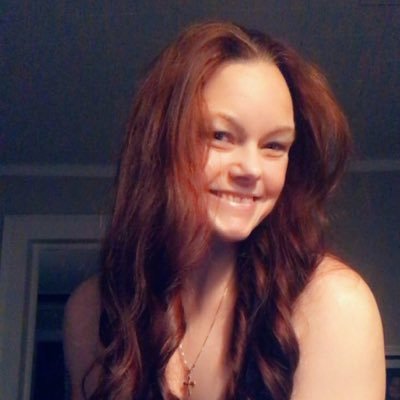 Friia28's profile picture. 🇺🇸 🇺🇸 Turn back to God, Pray 🙏,  Not Politically correct, No DMS, Joke Teller,  Fitness lifer