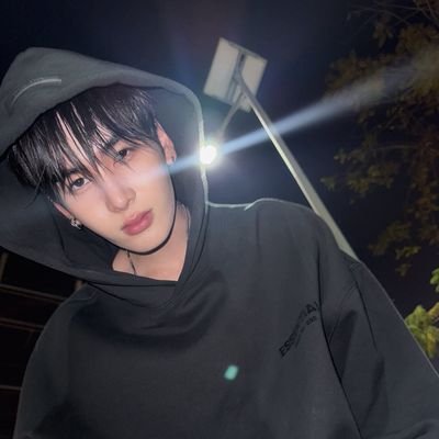 Babysantapp's profile picture. เพราะเธอคือดวงใจ ♡♡ แฟนสาว @ppsanta #Santapp @Perthppe #PerthTanapon 

#รีวิวร้านกาแล็คซี่กบ #อัพเดตร้านกบ