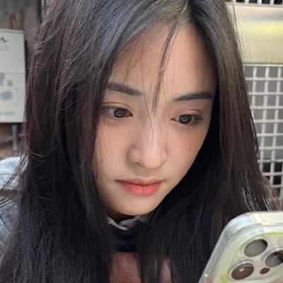 stargirlyue's profile picture. stan a pretty and smart girl