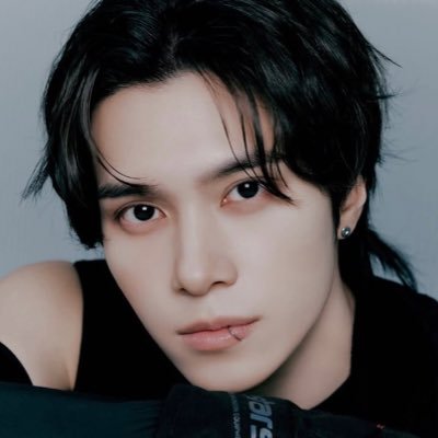 hghdry's profile picture. 我愛你 HENDERY 我們繼續走下去吧 💖🌸
