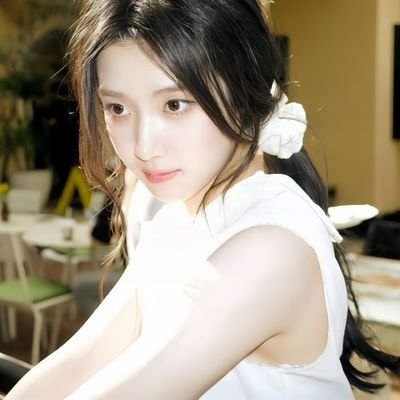 eddeamoure's profile picture. 