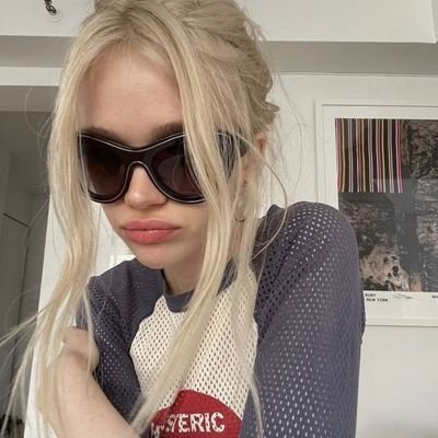 si0__o's profile picture. مثل القُمر عالي سماي