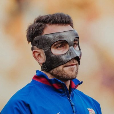 CrimzDzn's profile picture. retired Designer.