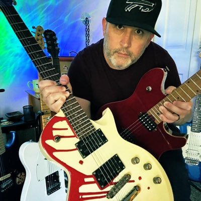 DrGuitar's profile picture. Handsome. Resident Chordiologist. Lower your blood pressure and raise your volume knob. 🎸