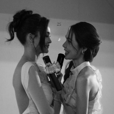 ricelightt's profile picture. 🇧🇷•🇵🇹 multifandom 🏐