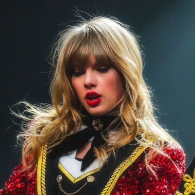 adityaopalite's profile picture. 6'3 bro with ADHD, Swiftie since 2014 snakegate survivor, Fearless stan💛Taylor outsold your fav stream The Life of a showgirl Daenerys' lawyer, Bi🩷💜💙
