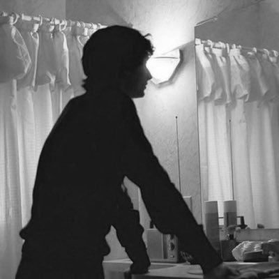 heartofpaladin's profile picture. former will stan but now i’m annoying as fuck about mike so you should be grateful