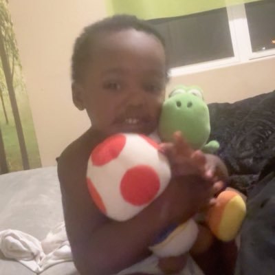 remcari's profile picture. 