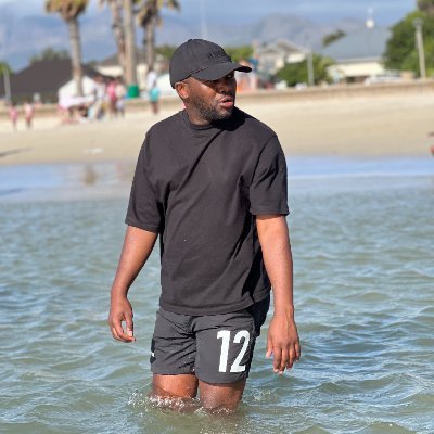 MxuthuZS1's profile picture. 