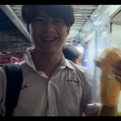 bwwAxisial's profile picture. 