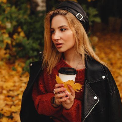 TenderRose52's profile picture. Ocean breeze & city lights kind of girl