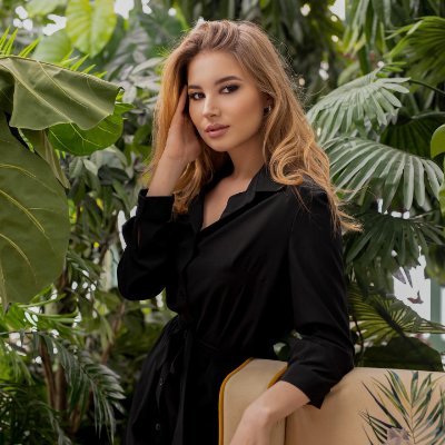 VelvetyBloom715's profile picture. kind heart, strong mind