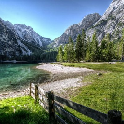 Constructiviy's profile picture. Telegram ve diğer platformlarda hiçbir resmî grup, kanal veya hesabım olmadığı gibi, X platformunda da bu hesap dışında başka bir hesabım yoktur.