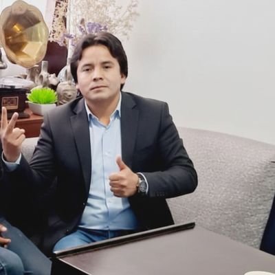 JorgeLuisAcunaH's profile picture. Encañadino para servir al pueblo y no servirse del pueblo.
Ing de Sistemas - UNC, alma mater.