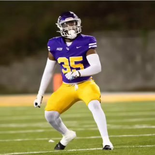 rj33334's profile picture. 