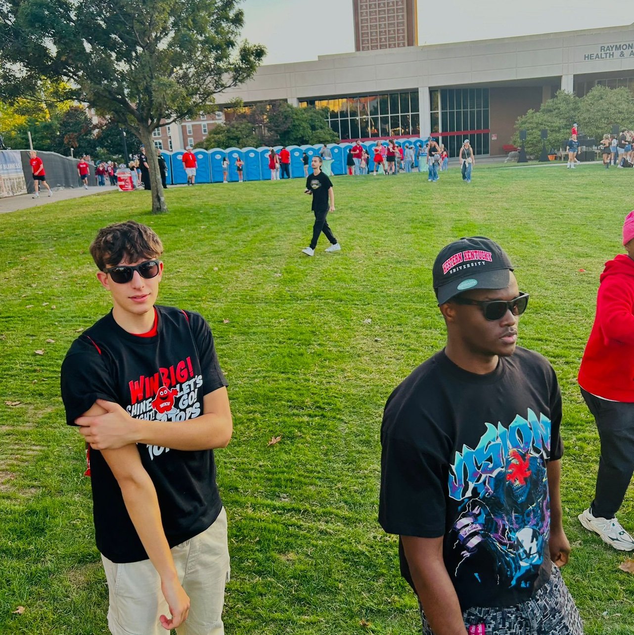 Benjixbe5's profile picture. 