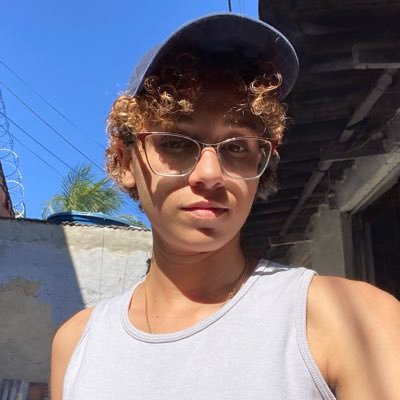 Heyimare's profile picture. Pokémon trainer e cartomante nas horas vagas