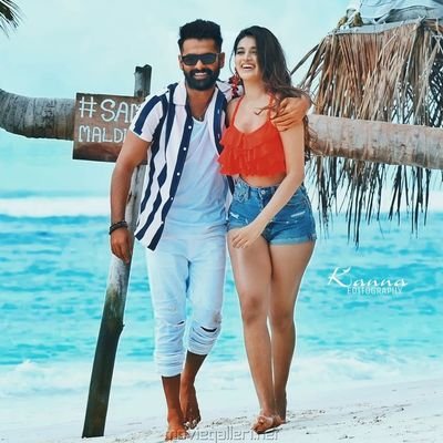 Ameena1228532's profile picture. She’s Art 🎨 She’s Magic ✨
Proudly cheering for Nidhhi Agerwal 👑💜