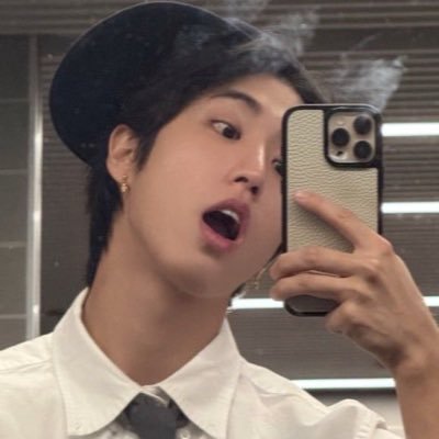 dassiick's profile picture. ꩜ sybau all kpop fandoms