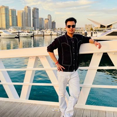 sanefranciscoo's profile picture. either you are bad in bed or i’m hot