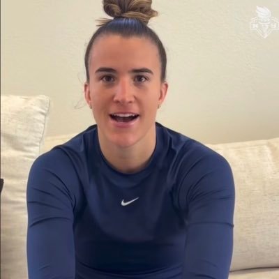 itisthegirl's profile picture. longing for liberty basketball. don’t talk to me abt the housewives unless you want me to piss you off. she/her. adult!