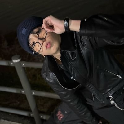 gdool_lvsHynsng's profile picture. Extraño a Stray Kids 😿
Hyunsung mis papis

Han Jisung el hombre de mi vida