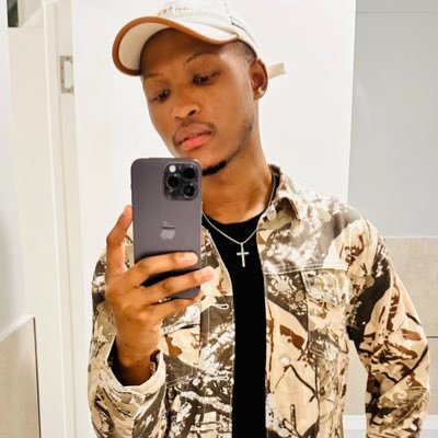 Diceyyy_Shizzle's profile picture. Old account suspended @Dicey_Shizzle 😩