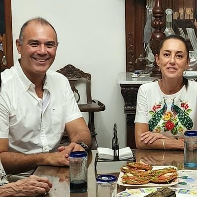 victorcervera's profile picture. Mexicano, naci el 9 de noviembre de 1972. vivo en merida yucatan. ESCORPION
Ciudadano, empresario, deportista, jeepero.