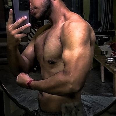 vaibhavfucks's profile picture. Top here with 7 inch monster 😉 Dm for collaboration Also into paid meets 💸💸