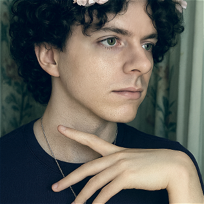 sailiendil's profile picture. I touch the unseen, hear the forgotten, and guide what the world has lost. ╶⃝⃤