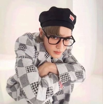 tybuttcheek's profile picture. 