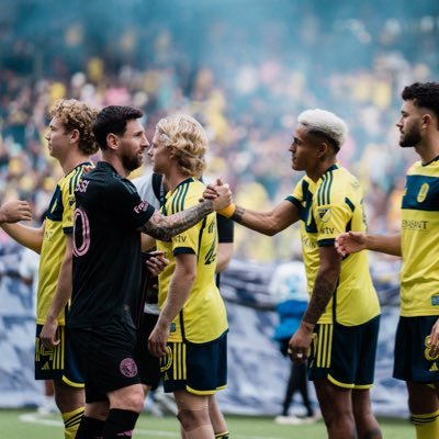 Andy Najar athlete profile head shot