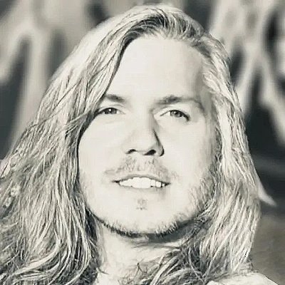 jrowe_creative's profile picture. I help people get better results with a better website.