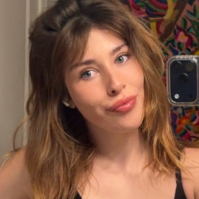 cleobug101's profile picture. 